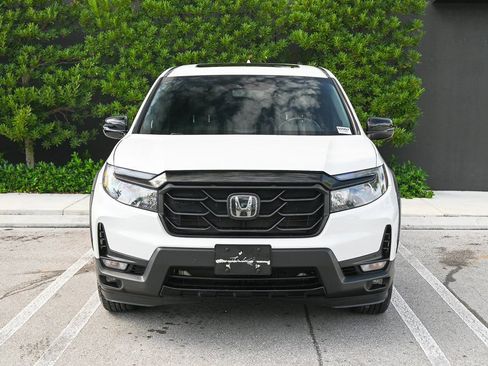 Used 2022 Honda Ridgeline Black Edition image 2