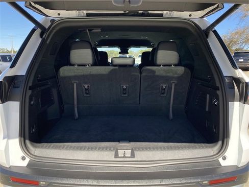 Certified 2025 Chevrolet Traverse LT image 33