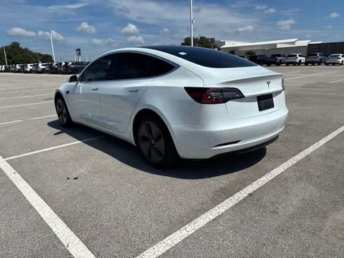 Used 2020 Tesla Model 3 Standard Range Plus RWD image 3