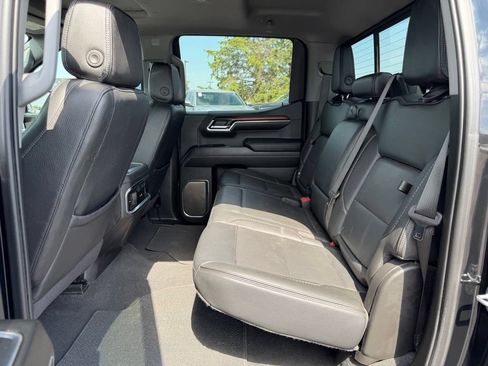 Used 2024 GMC Sierra 1500 Denali w/ Denali Reserve Package AWD/4WD image 12