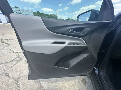 Used 2024 Chevrolet Equinox LS w/ LS Convenience Package FWD image 24