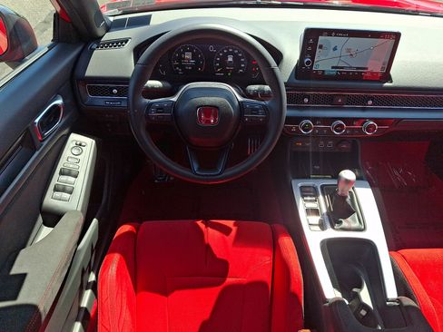 Used 2025 Honda Civic Type R image 13