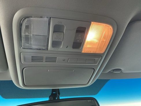 Used 2009 Honda Pilot Touring image 36