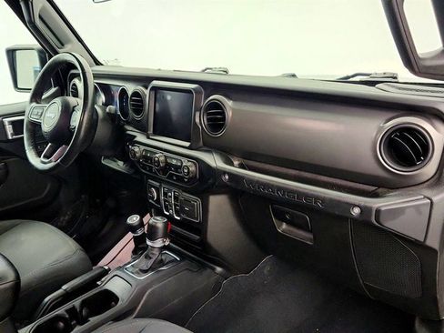 Used 2022 Jeep Wrangler Unlimited Sport AWD/4WD image 24