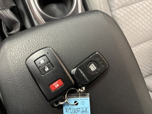 Used 2023 Toyota Tacoma SR5 image 42