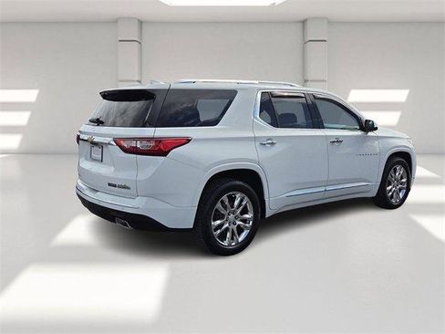 Used 2021 Chevrolet Traverse High Country image 5