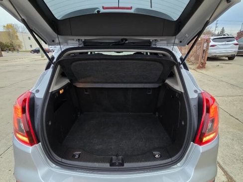 Used 2019 Buick Encore Sport Touring image 25