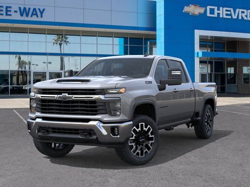 New 2026 Chevrolet Silverado 2500 LT image 6