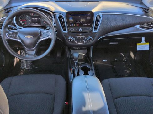 Used 2023 Chevrolet Malibu LT FWD image 28
