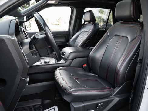 Used 2021 Ford Expedition Max Limited image 20