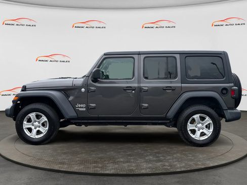 Used 2019 Jeep Wrangler Unlimited Sport S AWD/4WD image 7