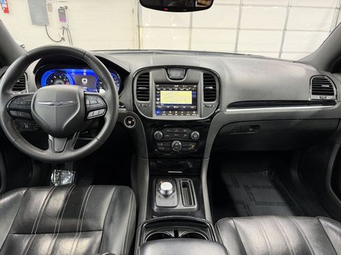 Used 2023 Chrysler 300 S image 12
