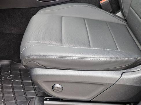 Certified 2026 Mercedes-Benz GLE 350 4MATIC image 25