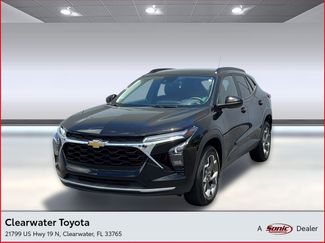 Used 2025 Chevrolet Trax LT FWD video 1