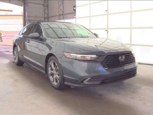 Used 2024 Honda Accord EX image 6
