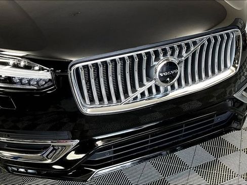Used 2023 Volvo XC90 B6 Ultimate w/ Protection Package Premier image 30