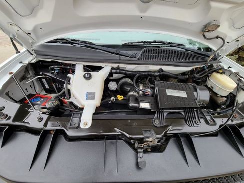 Used 2015 Chevrolet Express 3500 LS image 13