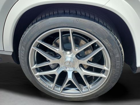 Used 2024 Mercedes-Benz GLE 53 AMG 4MATIC image 30