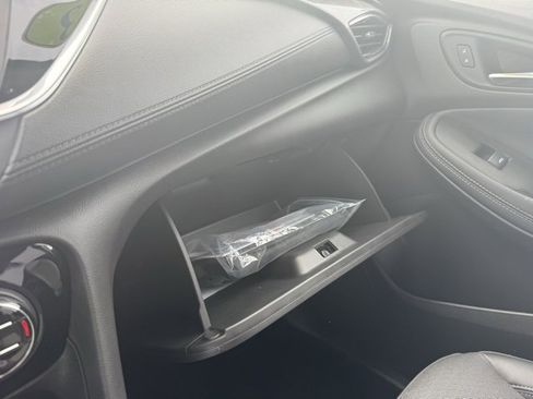 Used 2023 Buick Encore GX Select w/ Sport Touring Package image 29