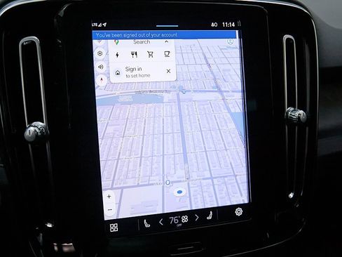 Certified 2023 Volvo C40 Recharge Core w/ Protection Package Premier image 18