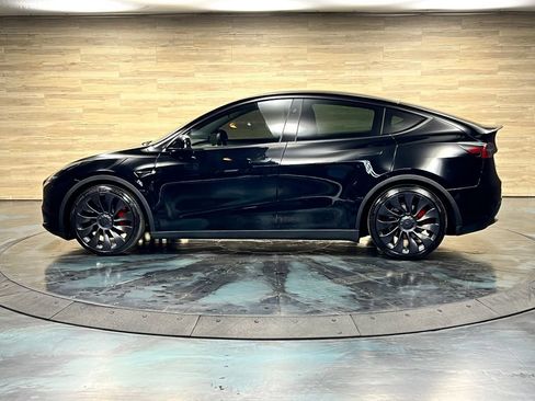 Used 2025 Tesla Model Y Performance AWD/4WD image 26