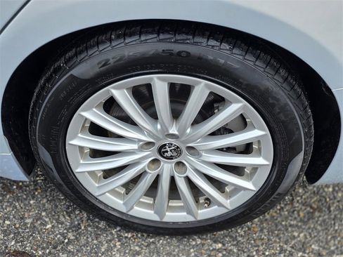 Used 2023 Alfa Romeo Giulia Sprint image 34