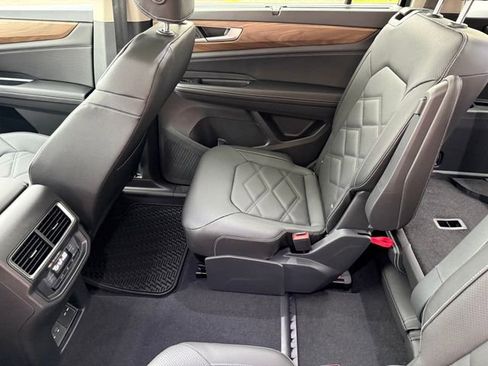 New 2026 Volkswagen Atlas SE image 20