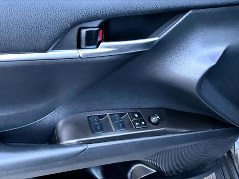Certified 2023 Toyota Camry SE image 32