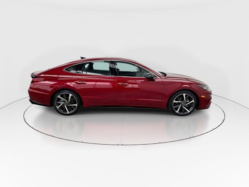 Used 2023 Hyundai Sonata SEL Plus image 9