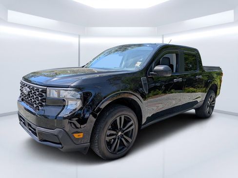 Used 2025 Ford Maverick XLT FWD image 7