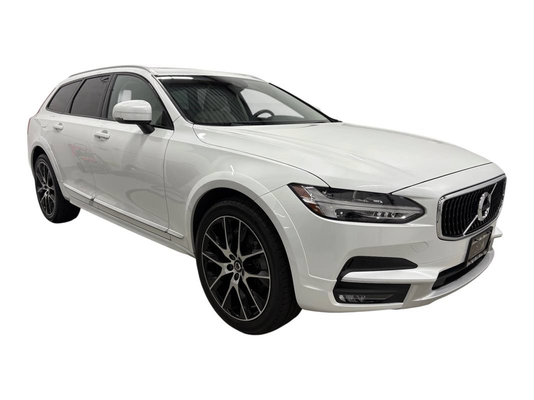 Used 2020 Volvo V90 T6 Cross Country w/ Protection Package AWD/4WD image 3