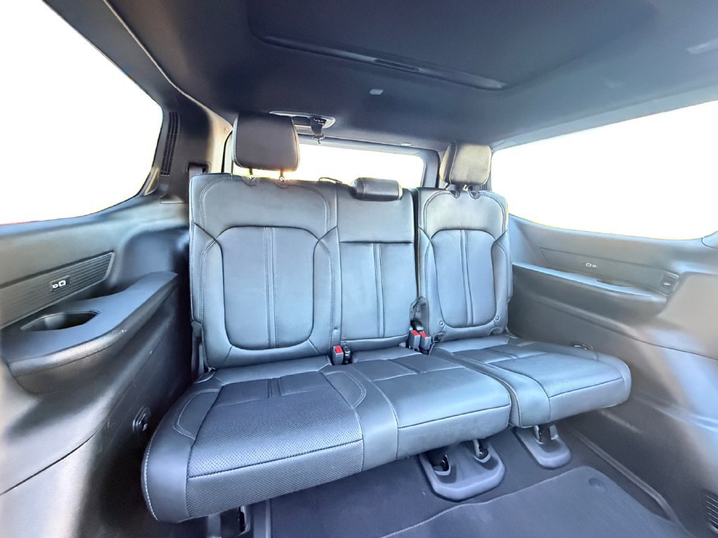 Used 2023 Jeep Wagoneer Series II AWD/4WD image 22