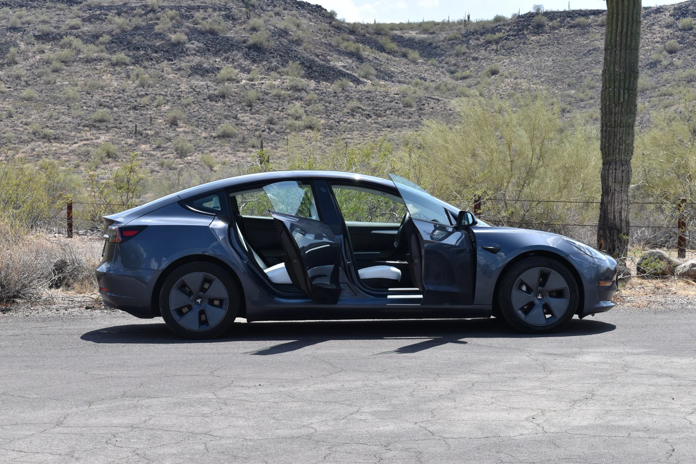 Used 2023 Tesla Model 3 Standard Range RWD image 5