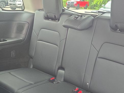 Used 2025 Nissan Pathfinder Platinum w/ Cargo Package FWD image 18