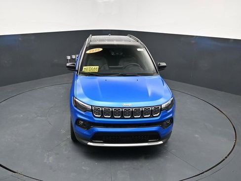 Used 2025 Jeep Compass Limited AWD/4WD image 44