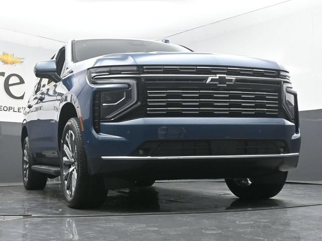 New 2026 Chevrolet Tahoe High Country w/ Sun And Tow Package AWD/4WD image 3