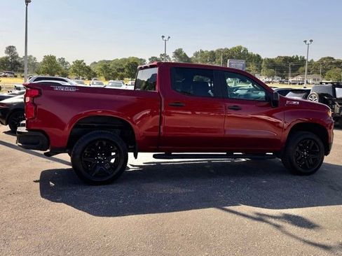 Used 2022 Chevrolet Silverado 1500 Custom Trail Boss w/ Safety Confidence Package AWD/4WD image 7