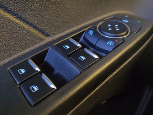 Used 2024 Ford Escape ST-Line image 27