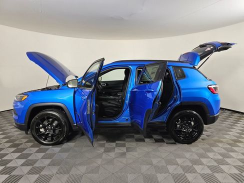 New 2026 Jeep Compass Latitude AWD/4WD image 16