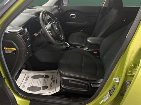 Used 2014 Kia Soul + image 13