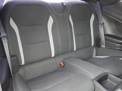 Used 2019 Chevrolet Camaro LT RWD image 11