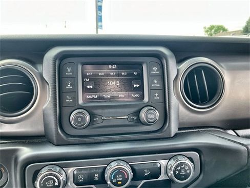 Used 2020 Jeep Wrangler Unlimited Sport image 12