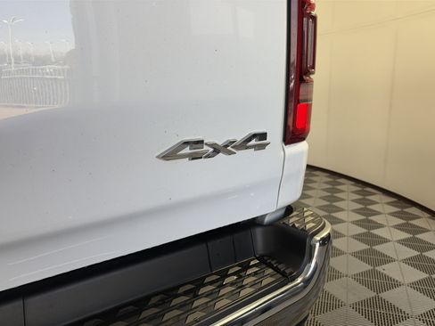 Used 2022 RAM 1500 Laramie image 17