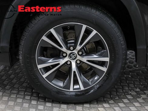 Used 2017 Toyota Highlander Plus image 59