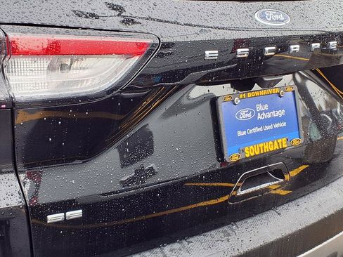 Used 2022 Ford Escape SE image 22