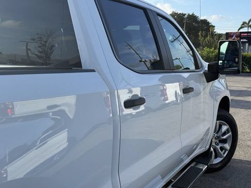 Used 2020 Chevrolet Silverado 1500 Custom w/ Custom Max Trailering Package AWD/4WD image 8