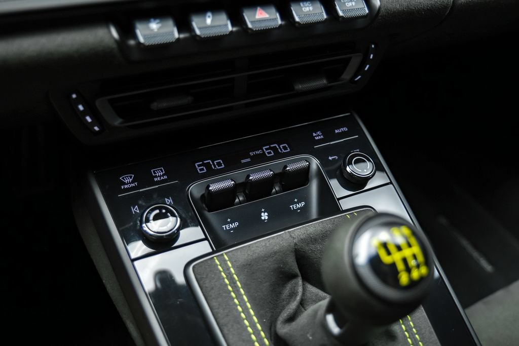Used 2022 Porsche 911 GT3 RWD image 26