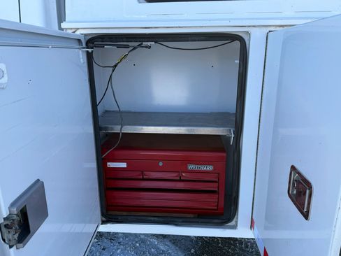 Used 2018 Mercedes-Benz Sprinter 3500 image 20