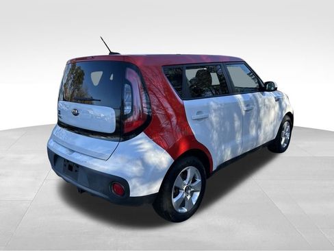 Used 2017 Kia Soul image 5