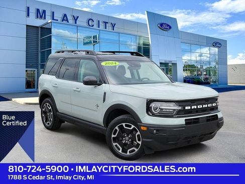 Used 2024 Ford Bronco Sport Outer Banks w/ Tech Package AWD/4WD image 1
